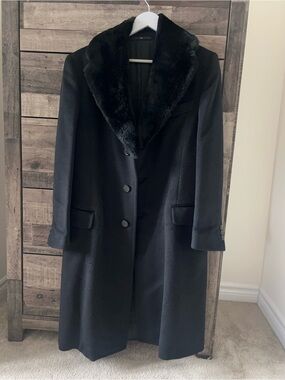 Valentino Men’s Black Alpaca & Wool Coat with Detachable Fur Collar – Size M